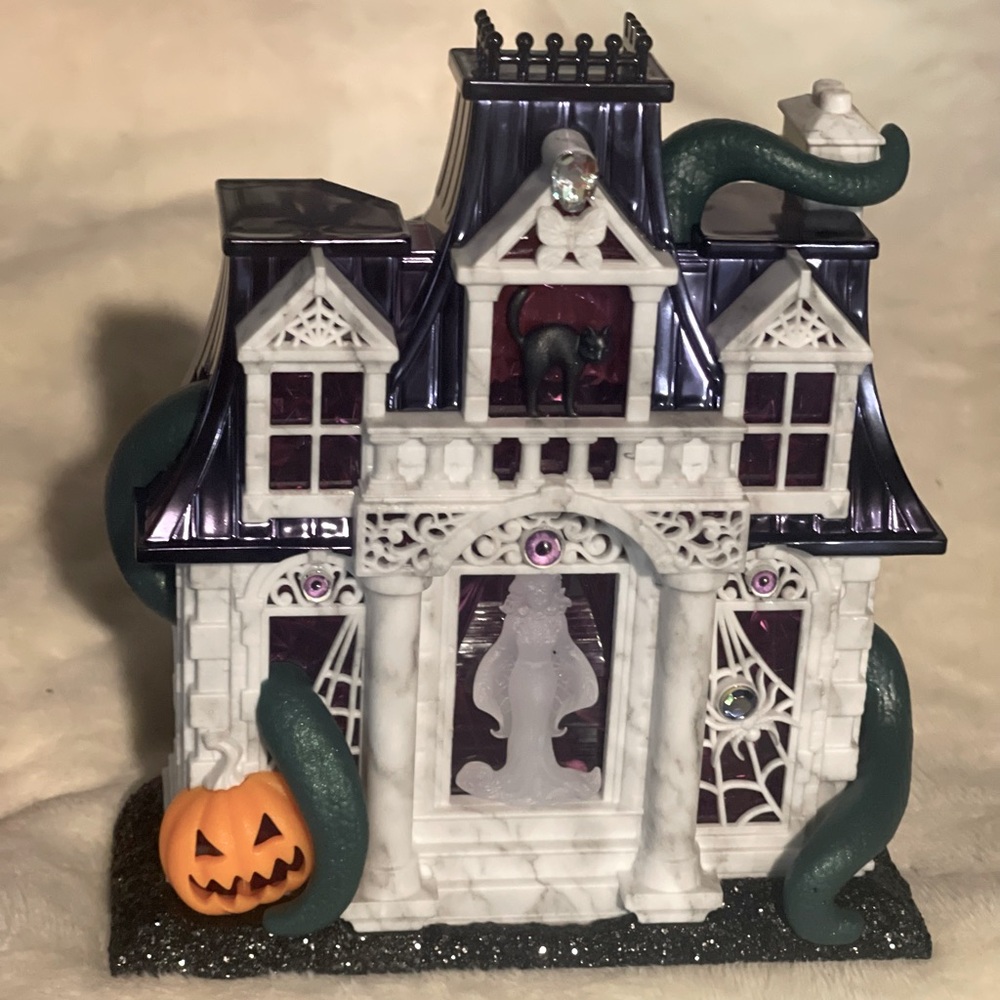 Haunted House Wallflower & Refill